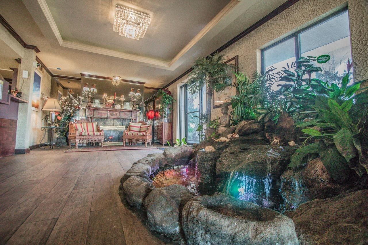 德斯廷戴斯酒店 外观 照片